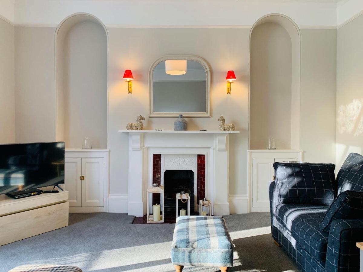 Vila The Westgate Charmouth Exteriér fotografie